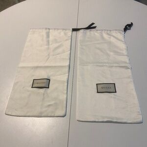 Gucci shoe dust cover set